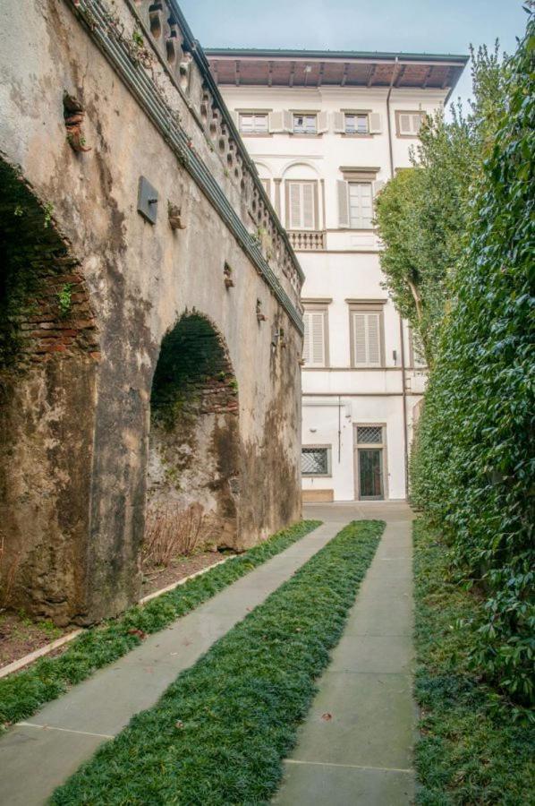 Art Gallery Apartament *