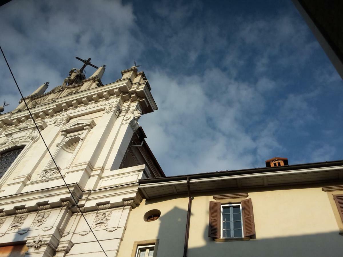 Art Gallery Apartment Bergamo